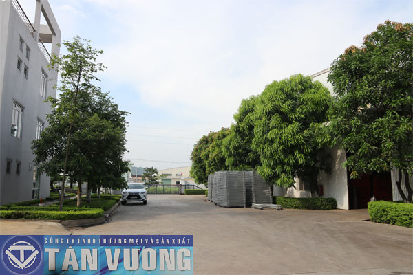 Giàn giáo Tân Vượng